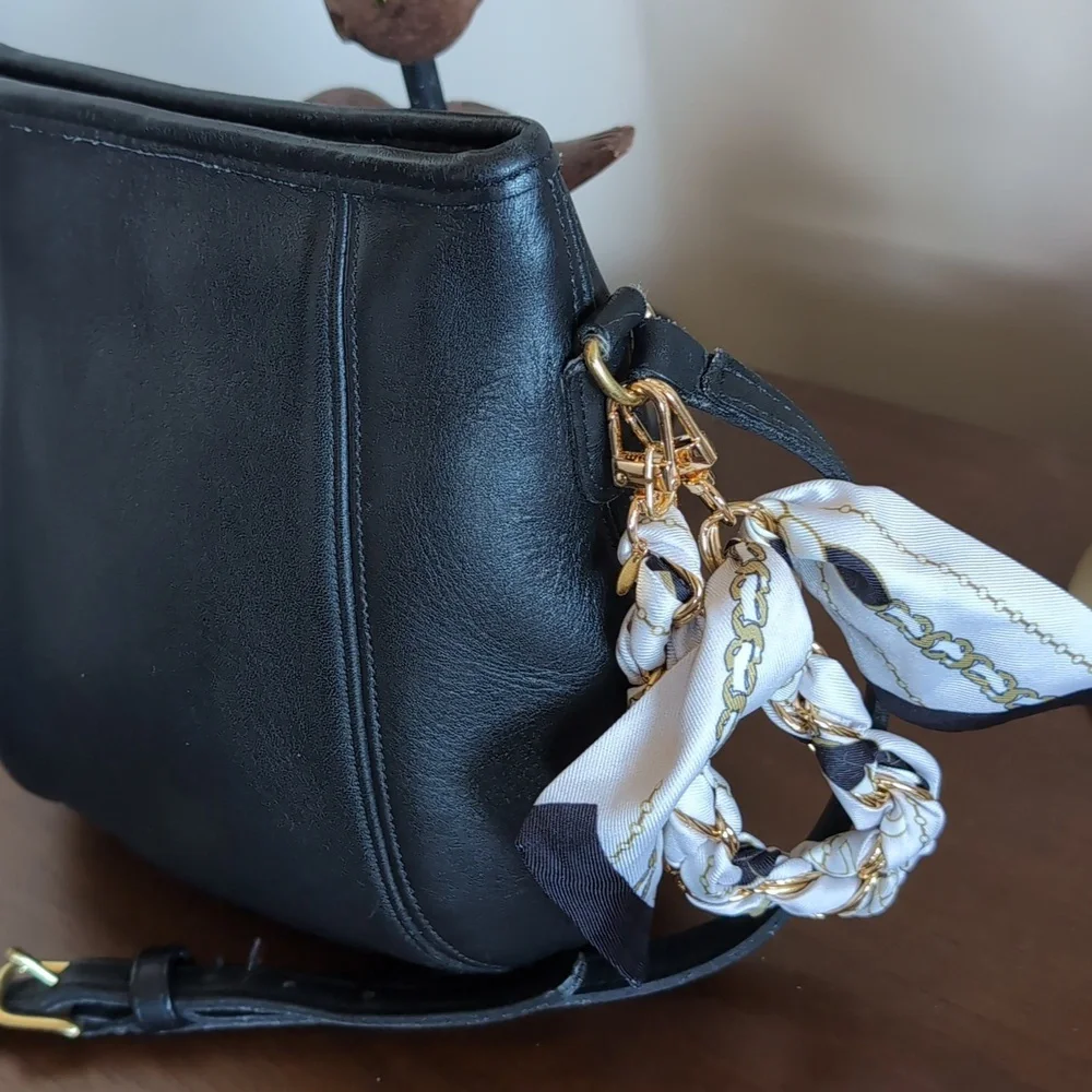 Vintage Rare Old Coach🖤  9990 Gorgeous Leather Crossbody Bag With Bling - Picture 15 of 17